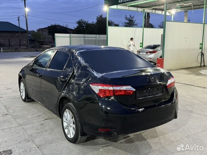 Toyota Corolla 1.6 CVT, 2013, битый, 170 000 км