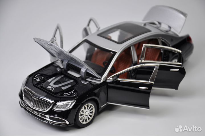 Модель авто Mercedes-Maybach S 600 (X222) 1:24 мет