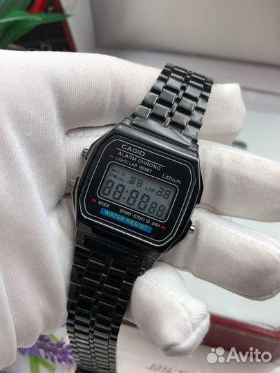 Электронные часы Casio
