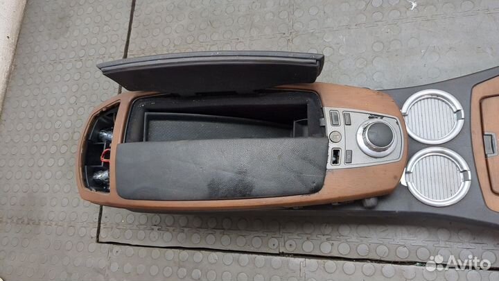 Консоль салона BMW 7 E65, 2005