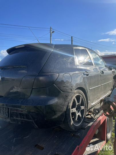 Mazda 3 2.0 МТ, 2006, битый, 200 000 км