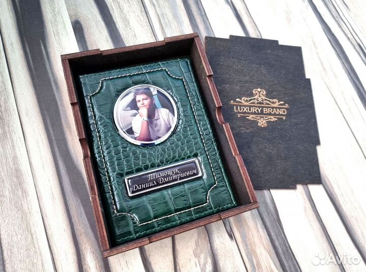 Обложка для автодокументов с лого и номером