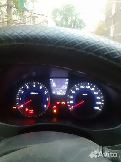 Hyundai Solaris 1.4 МТ, 2011, 170 000 км