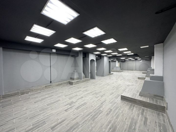 Свободного назначения, 279 м²