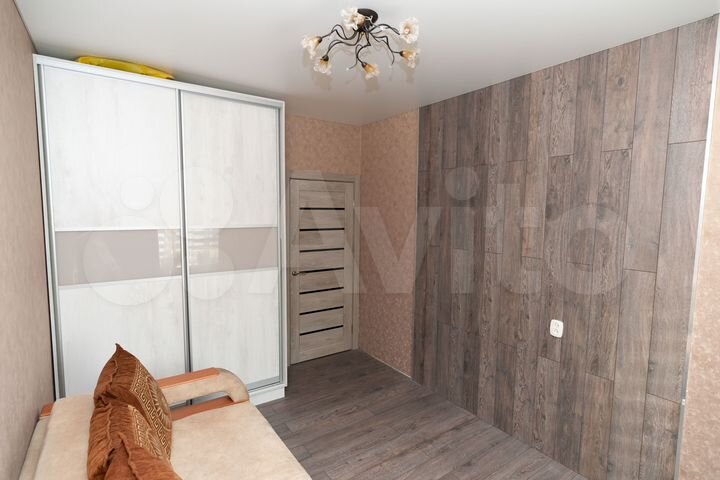 2-к. квартира, 56 м², 1/5 эт.