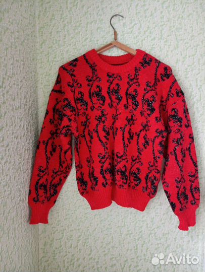 Свитер теплый