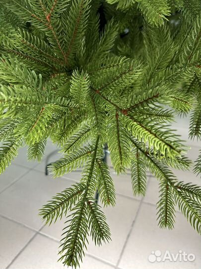 Елка искусственная 