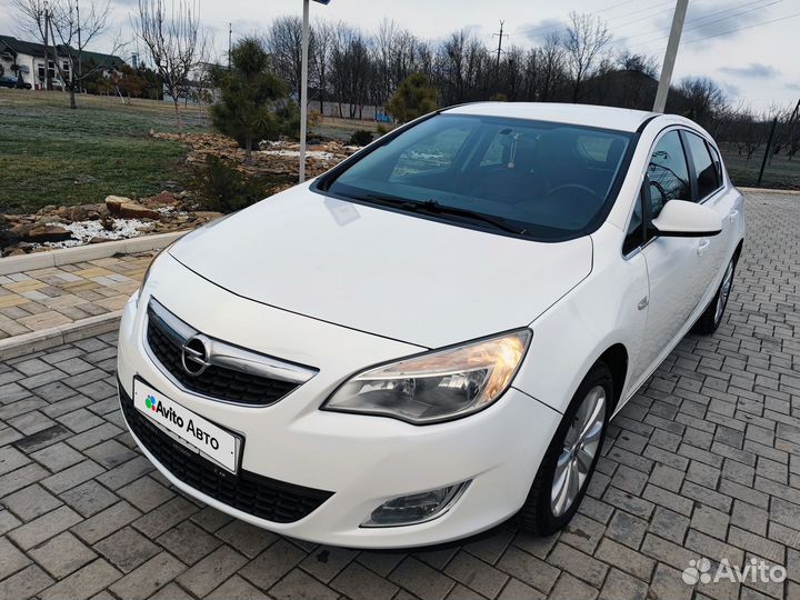 Opel Astra 1.6 AT, 2012, 193 000 км