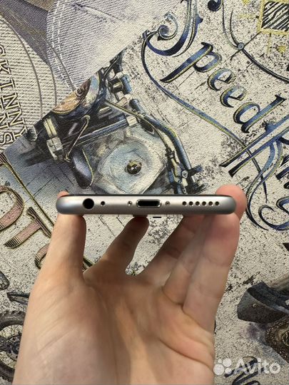 iPhone 6S, 32 ГБ
