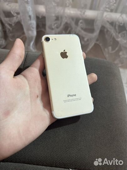 Телефон iPhone 7 32 gb