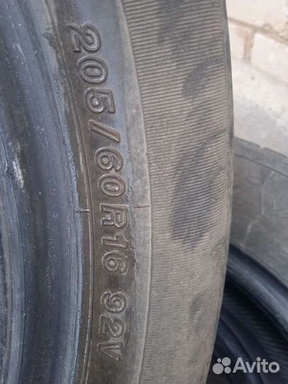 Yokohama 104ZR 205/60 R16