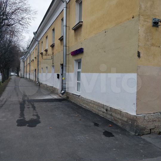 Комната 24 м² в 3-к., 2/2 эт.