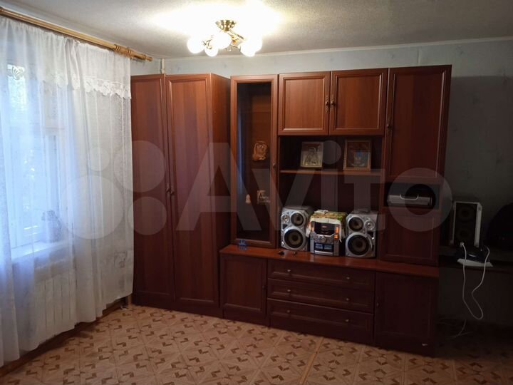 Комната 15 м² в 9-к., 4/9 эт.