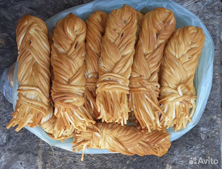 Продается сыр косичка копченый