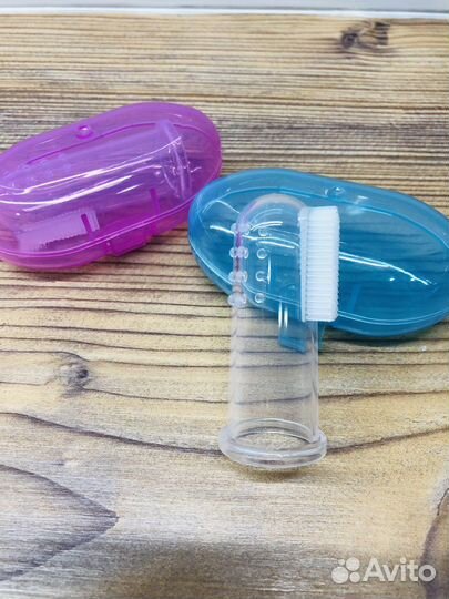 Силиконовая зубная щетка на палец