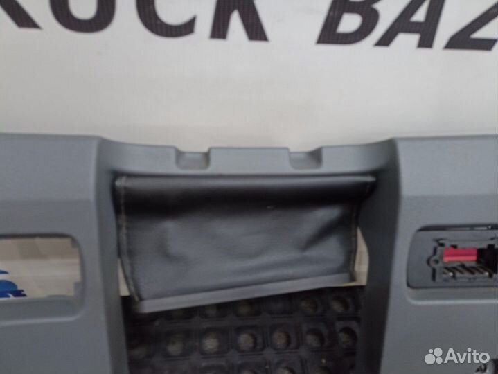 A9406800806 Накладка торпедо