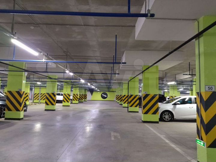 Машиноместо, 14 м²