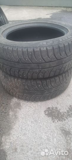 Bridgestone Ice Cruiser 7000 205/55 R16