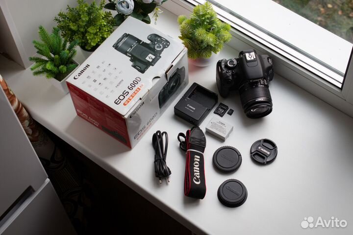 Canon 600D Kit + Комплект