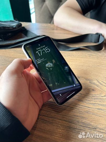iPhone Xr, 128 ГБ