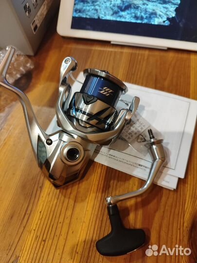 Катушка shimano stradic 3000 MHG