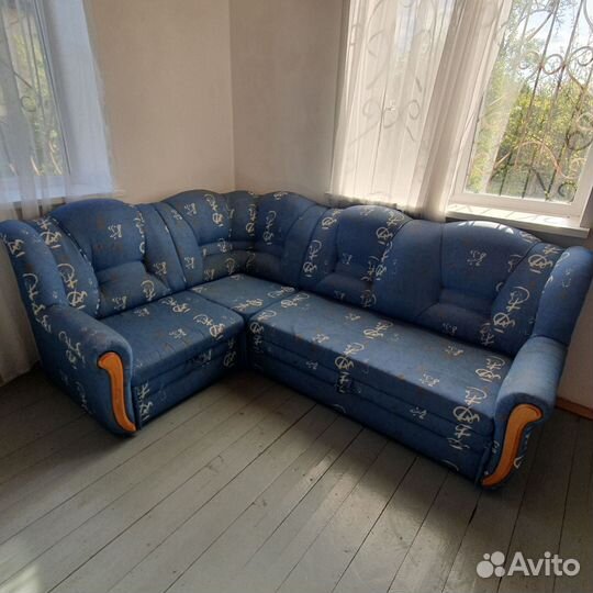 Угловой диван бу