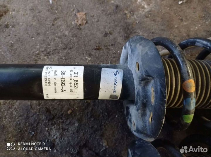 Передние стойки Пассат Б6 04-10г