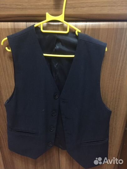 Тёмно-синяя жилетка для мальчика Truvor Junior