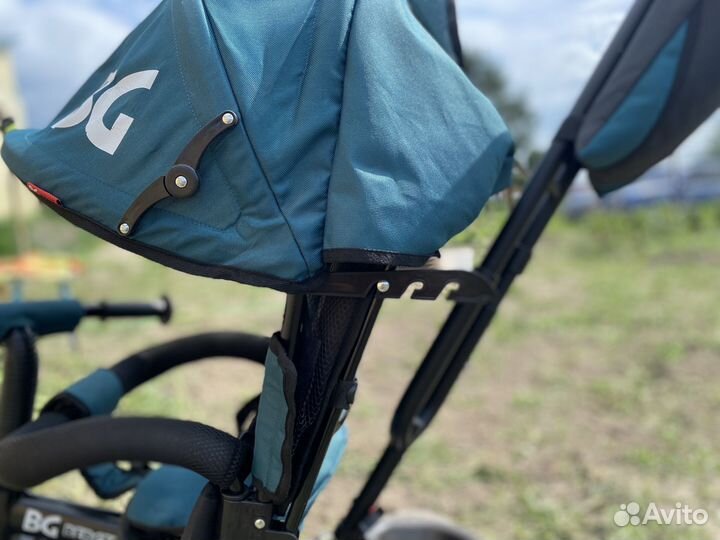 Трехколесный велосипед