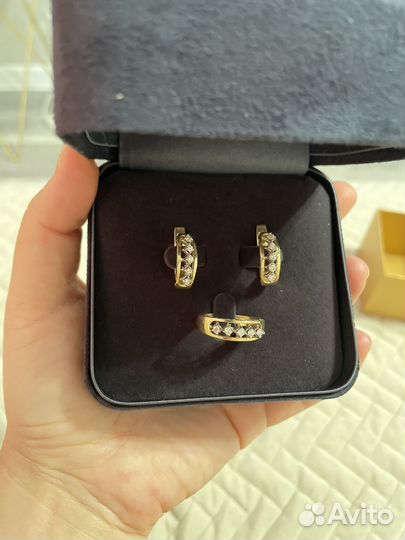 Золотые серьги с бриллиантами