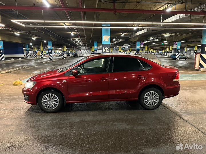 Volkswagen Polo 1.6 AT, 2015, 196 000 км
