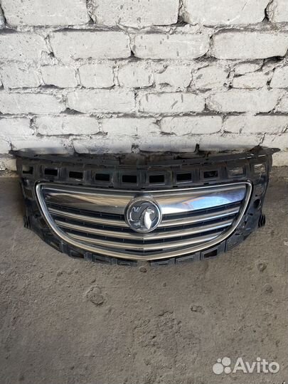 Решетка радиатора Opel insignia 2012