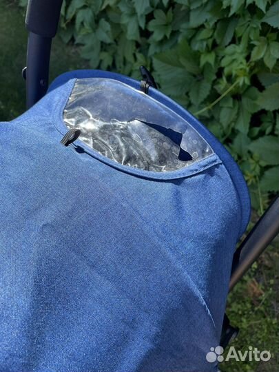 Прогулочная коляска yoya