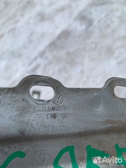 Передняя часть лонжерона Porsche Cayenne 955 957