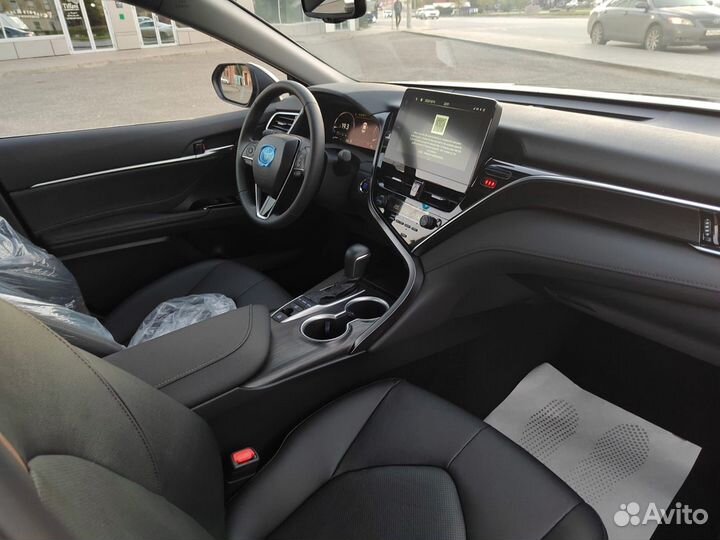 Toyota Camry 2.5 AT, 2023, 70 км