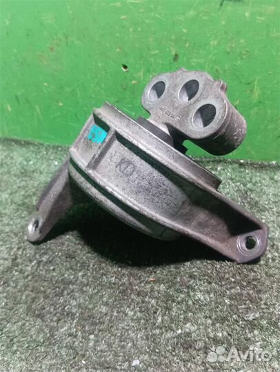 Опора (подушка) двигателя правая Opel astra H 2009