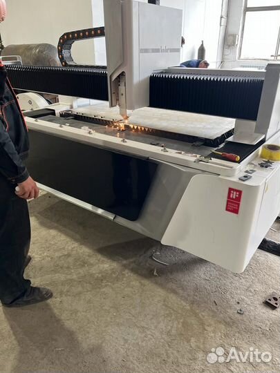 Лазерная резка и гибка металла