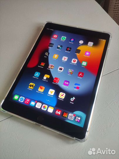 iPad 7 2019 10.2 32 Гб