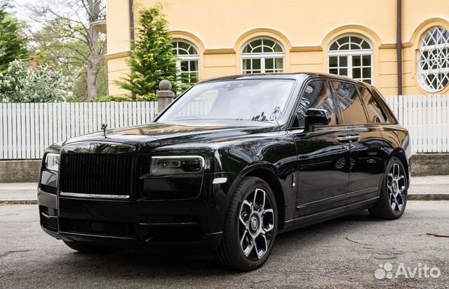 Rolls-Royce Cullinan 6.7 AT, 2023, 999 км с пробегом, цена 63600000 руб.