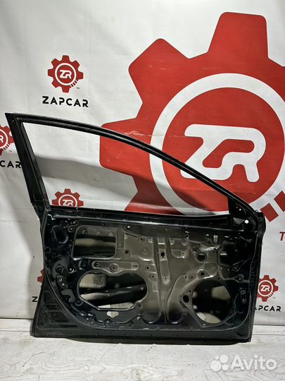 Toyota Camry v70 дверь передняя левая