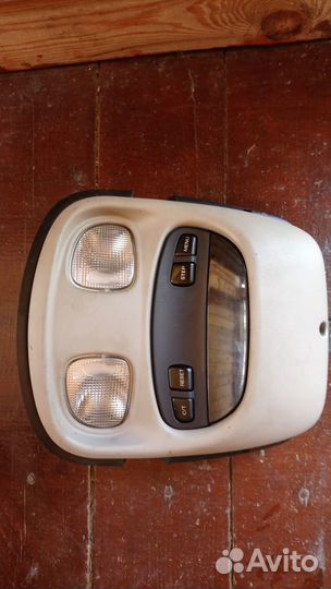 Плафон освещения салонана на джип гранд чероки Wj