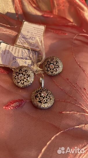 Серьги с подвеской