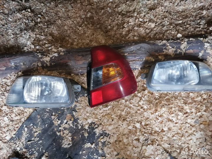 Фары на hyundai accent бу