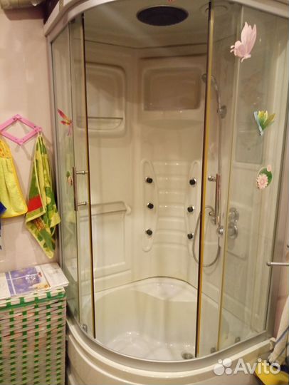 Душевая кабина 90х90