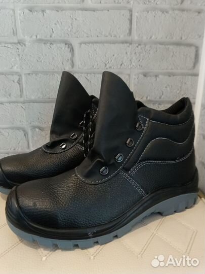 Ботинки мужские рабочие,демисезонные 43 размер