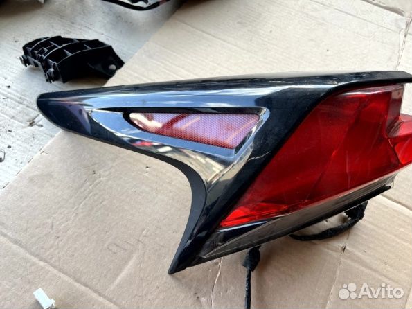 Фонарь в крыло Лексус нх 200 рестайлинг оригинал