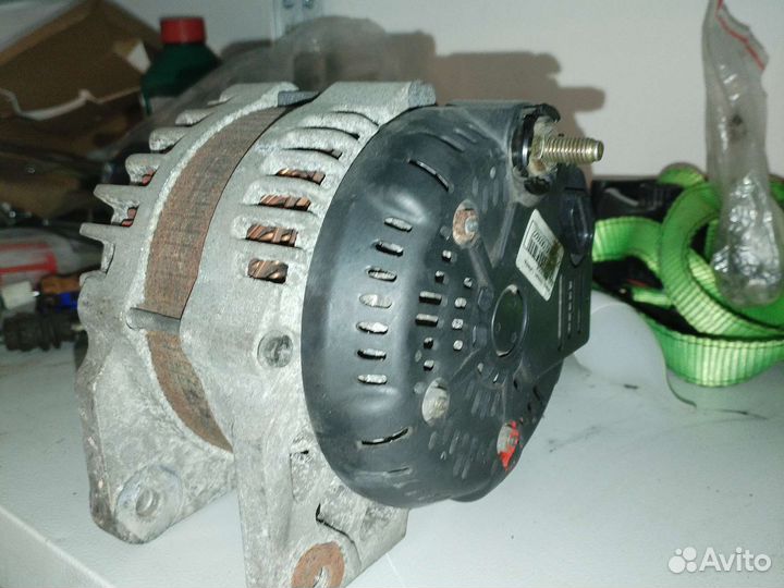 Генератор Nissan qashqai j10 x-trail t31 mr20de