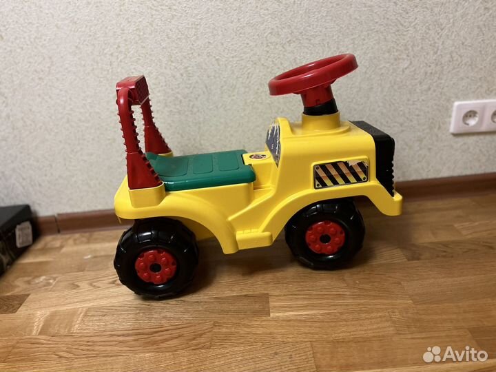 Детский трактор