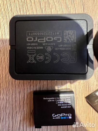 Зарядное устройство GoPro + аккумулятор