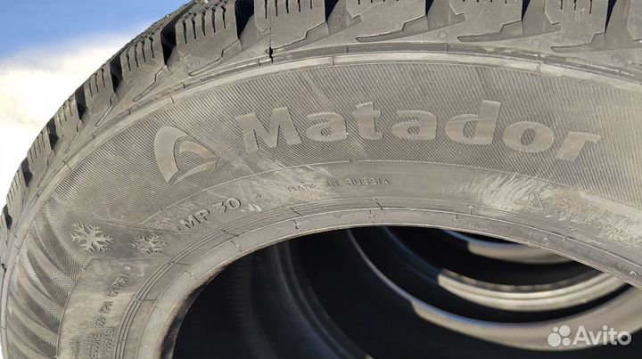 Matador MP 30 Sibir Ice 2 SUV 215/65 R16 102T